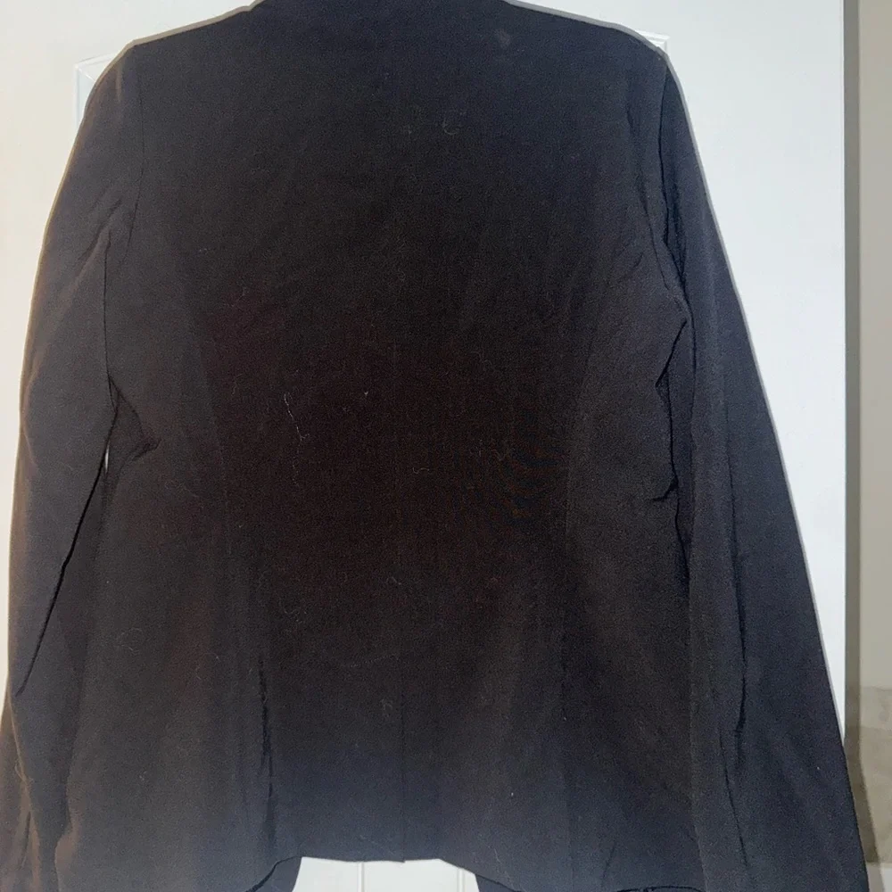 Black Blazer and Blue Jeans Outfit